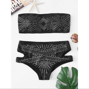 ✨NEW✨ Cut Out Geometric Pattern Bikini Set